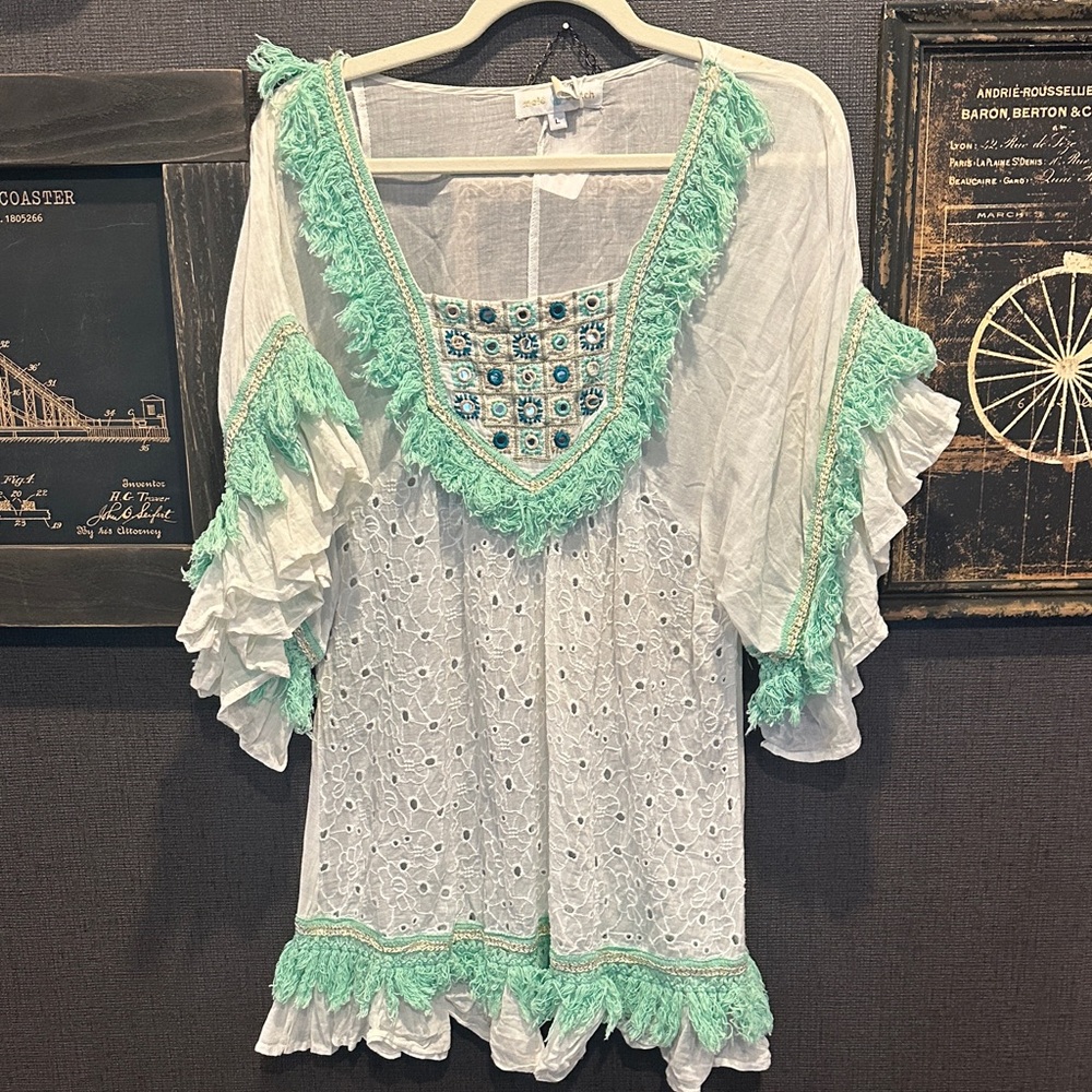 Chic White and Mint Green Embroidered Blouse